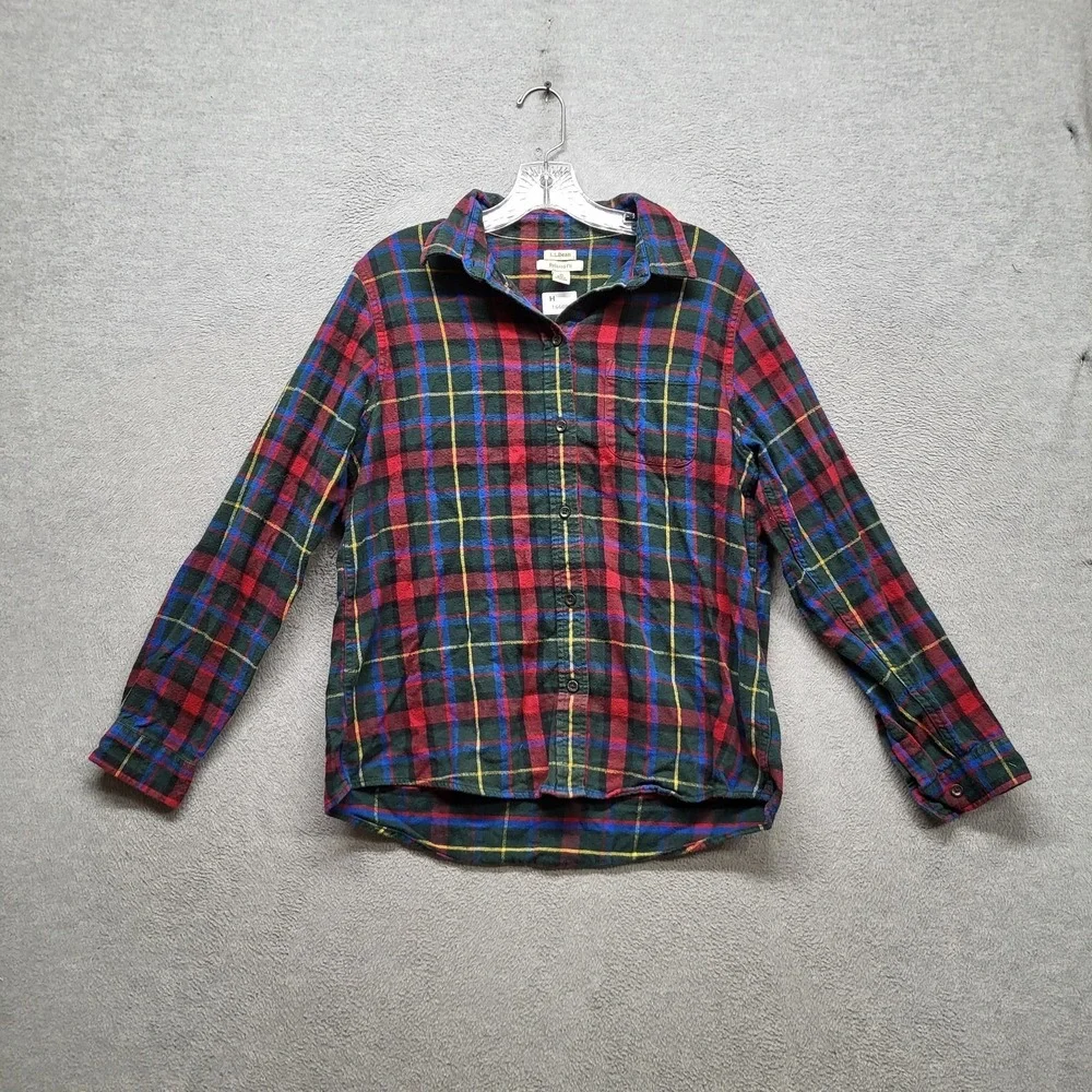 L.L. Bean Women Button‎ Up Shirt M Red Plaid Flannel Scotch Long Sleeve Relaxed